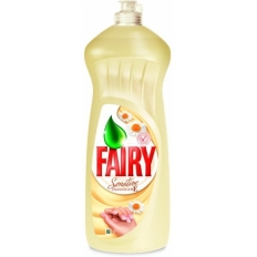 Płyn do naczyń FAIRY 900ml Sensitive Rumianek 0090807